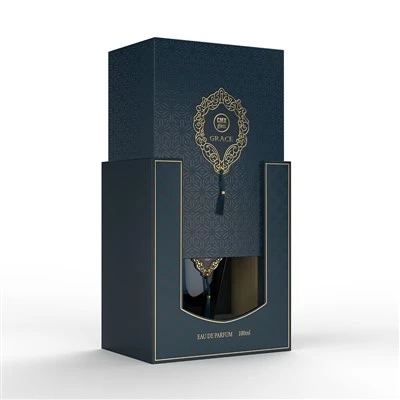 Confezione di scatole di profumi di lusso